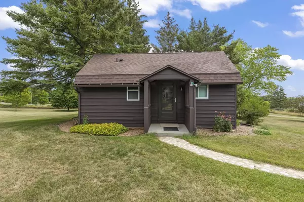 Dousman, WI 53118,S42W34076 Hidden Valley DRIVE