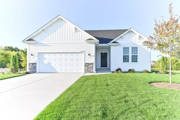 10426 Button Bush DRIVE, Franksville, WI 53126
