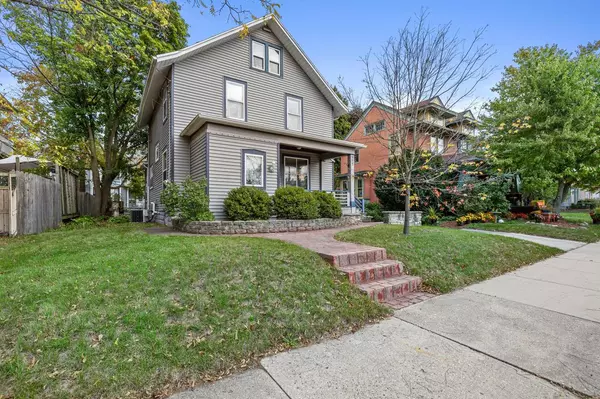 Waukesha, WI 53186,904 Lincoln AVENUE