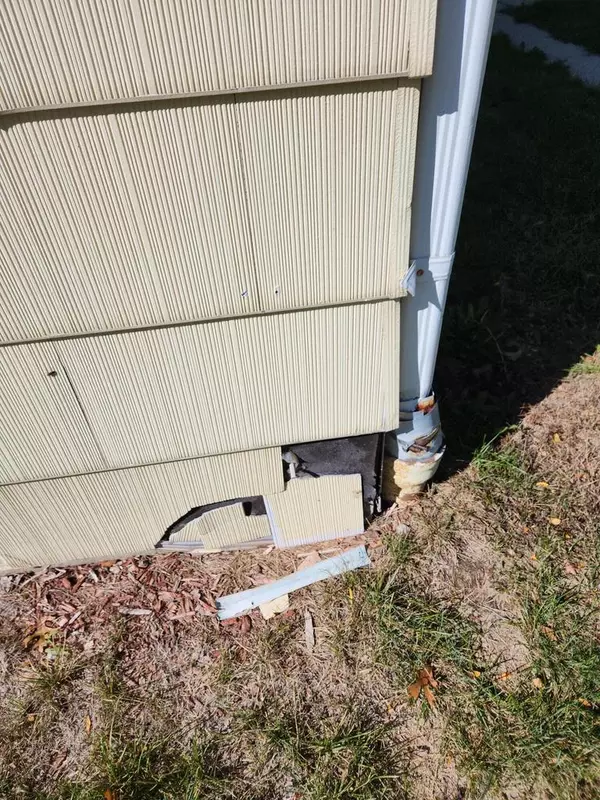 Milwaukee, WI 53224,8710 W Dallas STREET