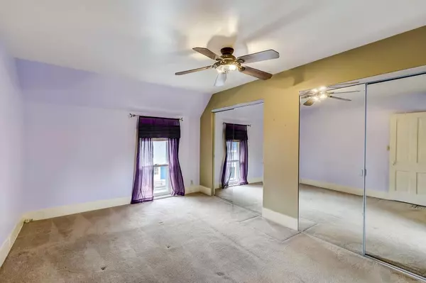 Waukesha, WI 53186,318 N Hartwell AVENUE