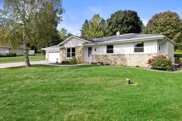 Colgate, WI 53017,387 Lake 5 DRIVE