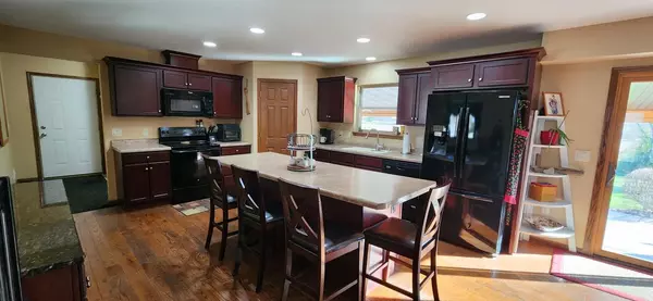 Kansasville, WI 53139,23855 Burlington ROAD