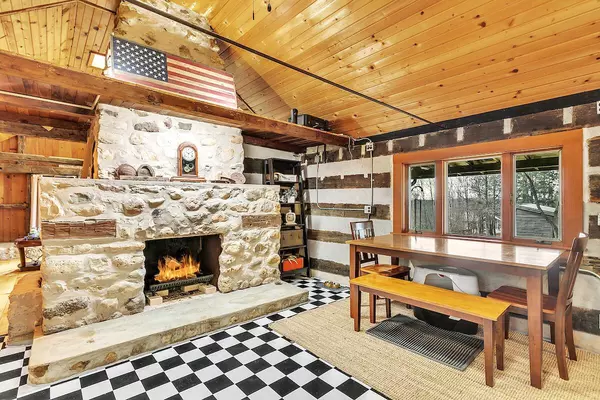 Hubertus, WI 53033,1390 St Augustine ROAD