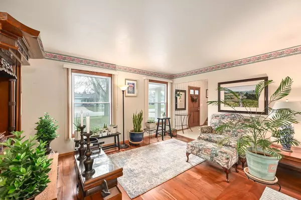 New Berlin, WI 53151,4475 S Regal DRIVE