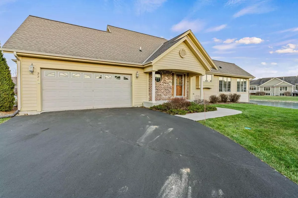 North Prairie, WI 53153,221 Eagles Cove CIRCLE
