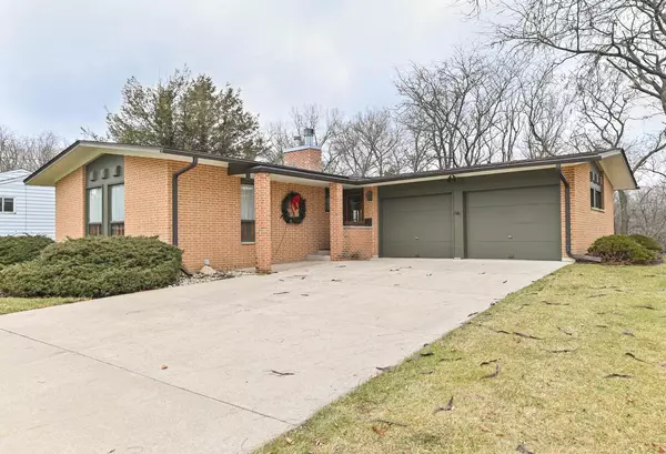 Delavan, WI 53115,335 Spring LANE