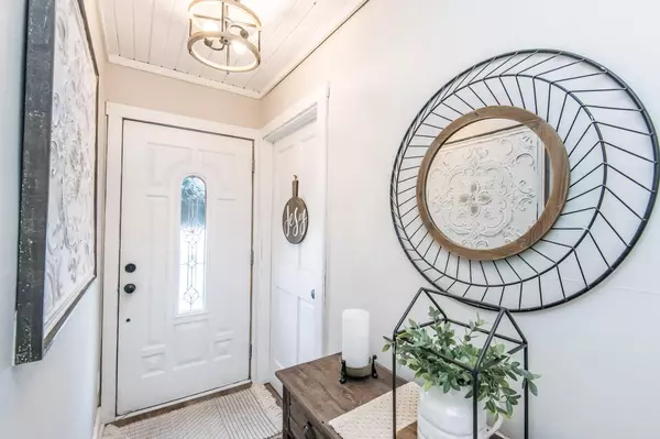 Delavan, WI 53115,W8852 Hickory ROAD