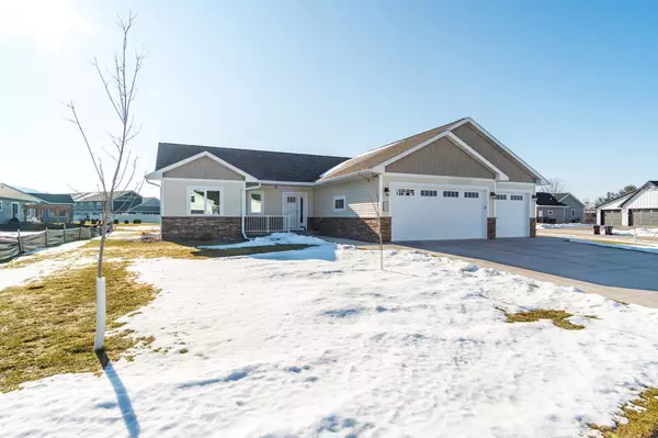 449 Panther PASS W, West Salem, WI 54669