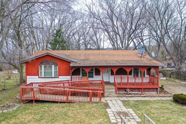 W7576 Ethelyn DRIVE, Delavan, WI 53115