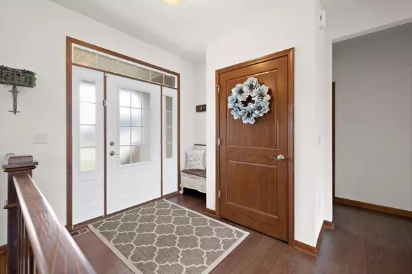 Bristol, WI 53104,7844 Fredricksburg COURT