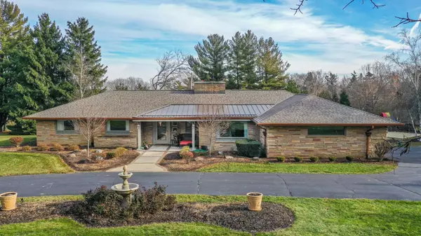 1620 Highland DRIVE, Elm Grove, WI 53122