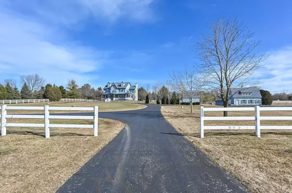 River Hills, WI 53217,8940 N Upper River ROAD