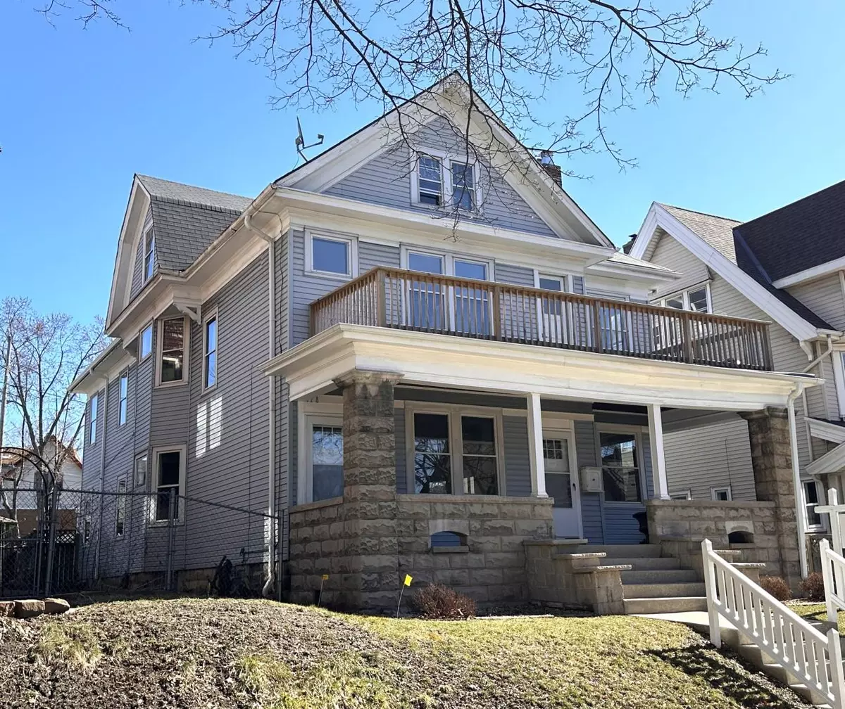 Milwaukee, WI 53208,526 N 33rd STREET #528