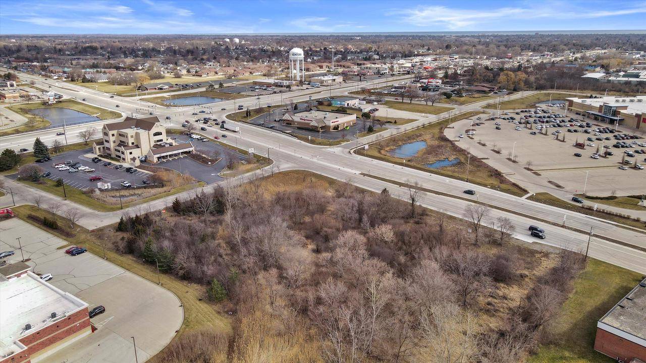 Kenosha, WI 53142,7626 GREEN BAY ROAD