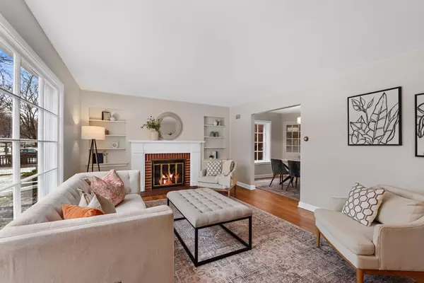 Whitefish Bay, WI 53217,4843 N Ardmore AVENUE