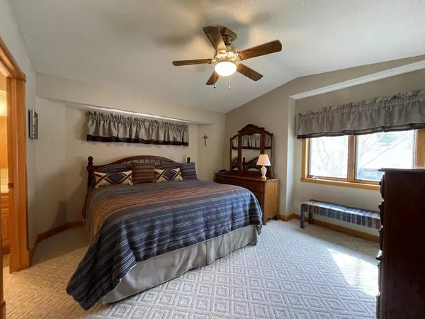 La Crescent, MN 55947,409 August Hills DRIVE