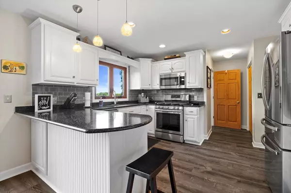 Saukville, WI 53080,1928 Deerfield DRIVE