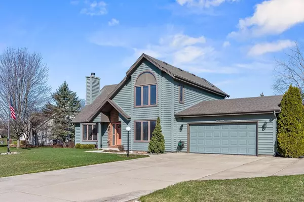 S73W14202 Settler WAY, Muskego, WI 53150