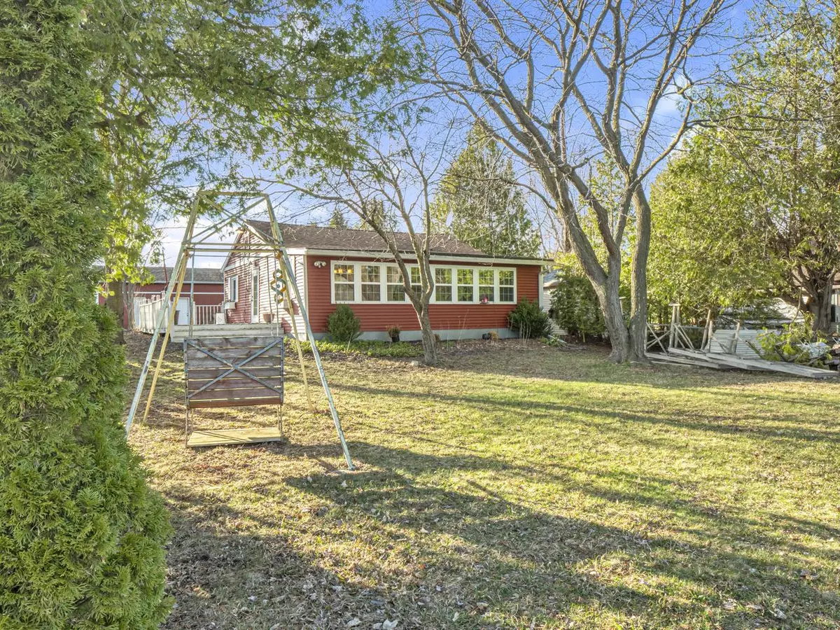 Kiel, WI 53042,11505 Sy lake LANE