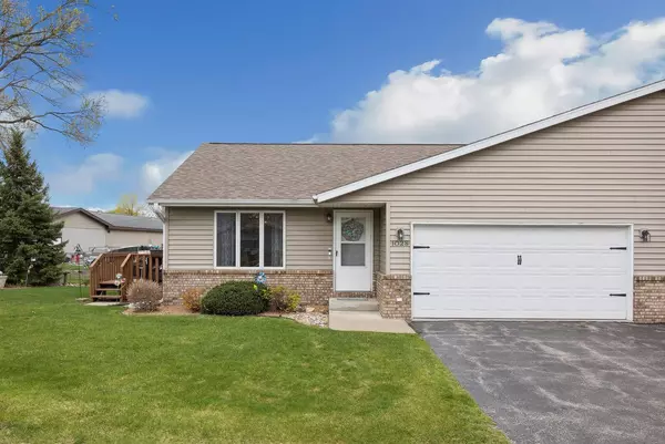 1028 Whispering Winds PLACE, Onalaska, WI 54650