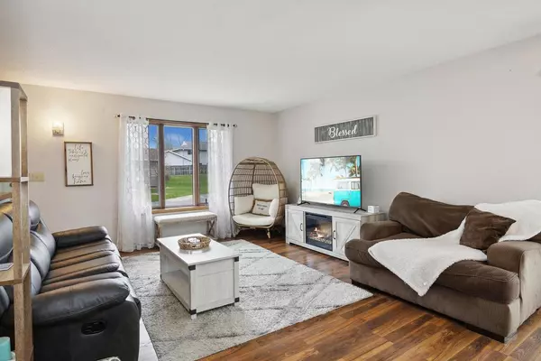 Onalaska, WI 54650,1028 Whispering Winds PLACE