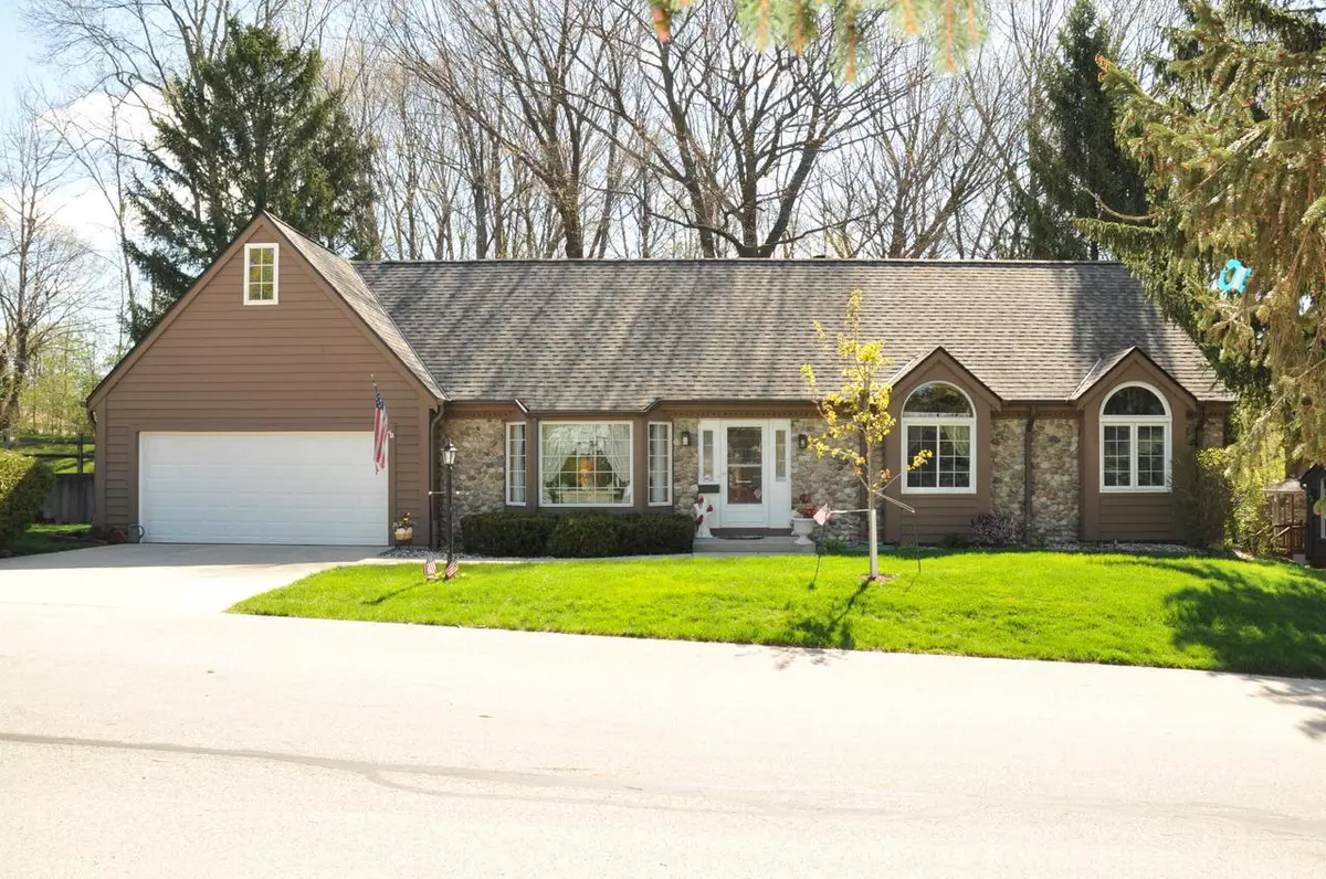 Greenfield, WI 53228,3830 S Oakridge COURT