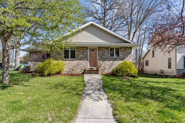 Kewaskum, WI 53040,522 Park PLACE