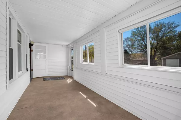 Onalaska, WI 54650,611 Monroe STREET