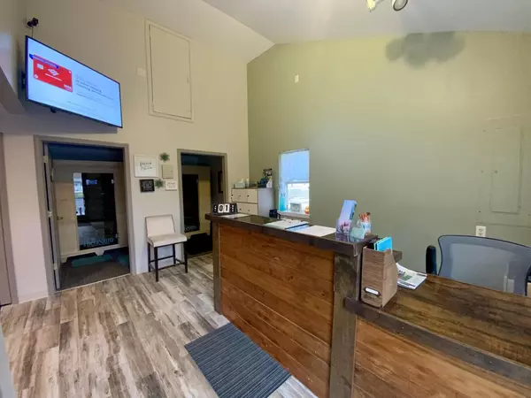 Kewaskum, WI 53040,1523 Fond Du Lac AVENUE