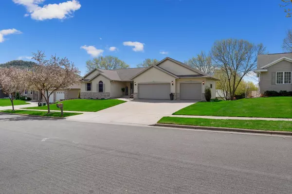 Onalaska, WI 54650,934 Oak Timber DRIVE