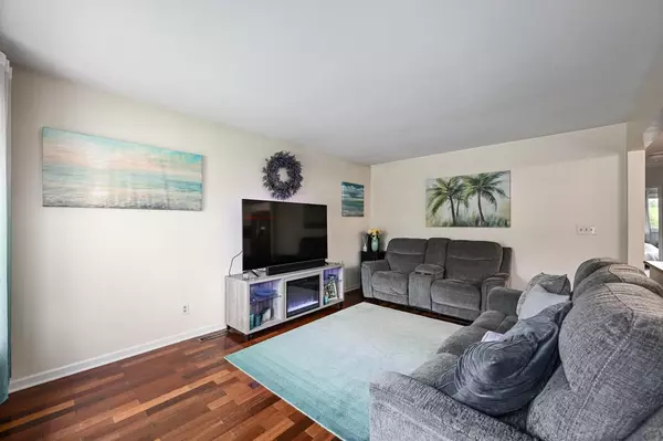 Twin Lakes, WI 53181,2537 Zerfas DRIVE