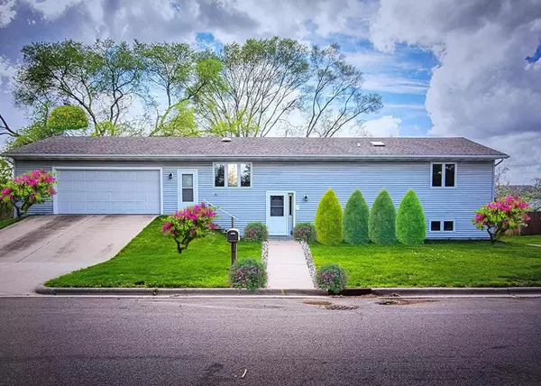 Onalaska, WI 54650,1229 Johnson STREET