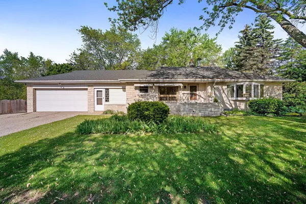 4715 S 92nd STREET, Greenfield, WI 53228