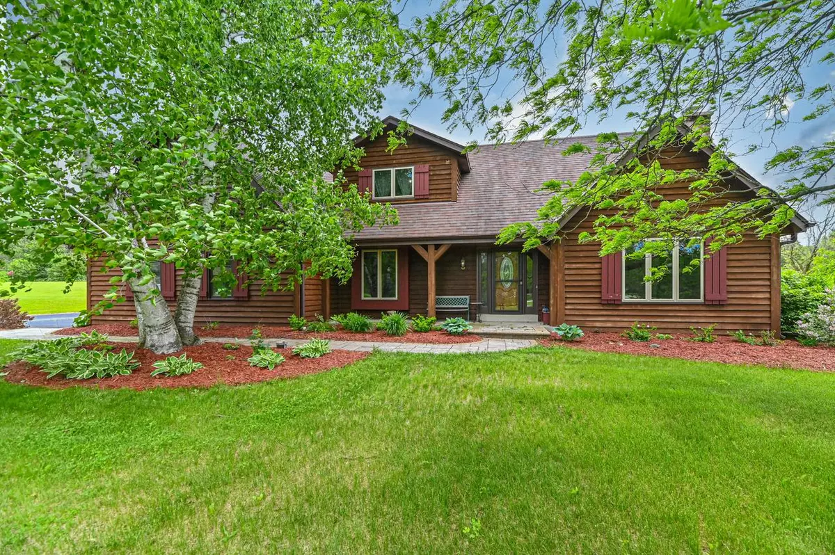 Dousman, WI 53118,S47W35991 Meadows DRIVE