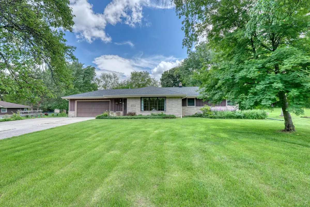 New Berlin, WI 53146,5750 S St Andrews DRIVE