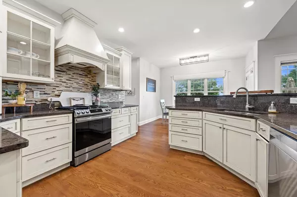 Lake Geneva, WI 53147,1425 Rock Ridge LANE