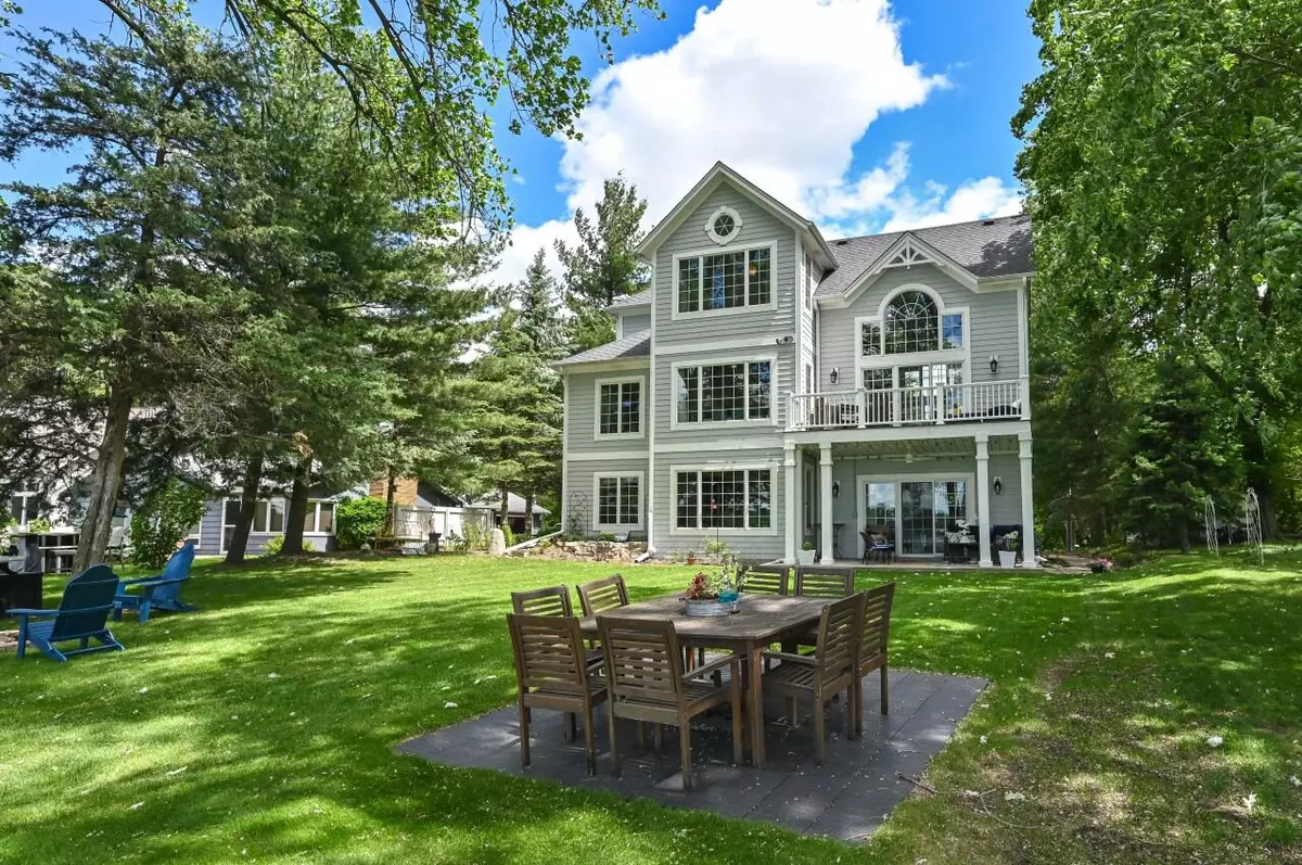 Dousman, WI 53118,W377S4821 E Pretty Lake ROAD