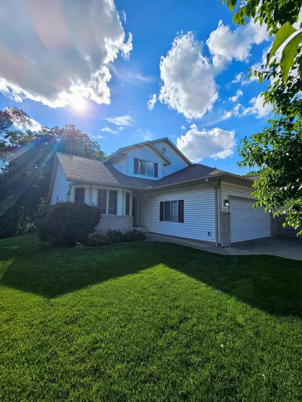 Onalaska, WI 54650,120 Heritage LANE