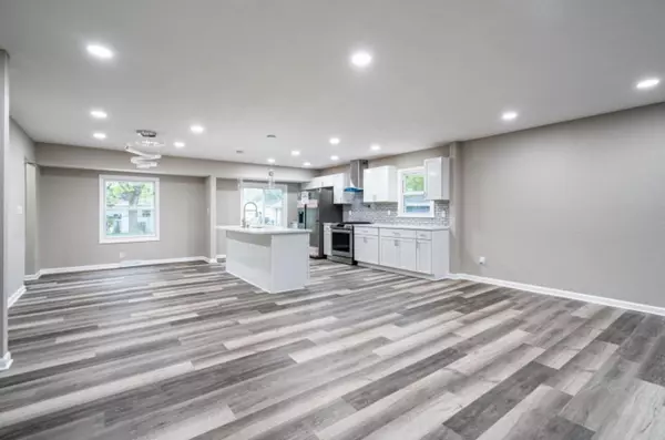 Milwaukee, WI 53223,6534 N 70th STREET