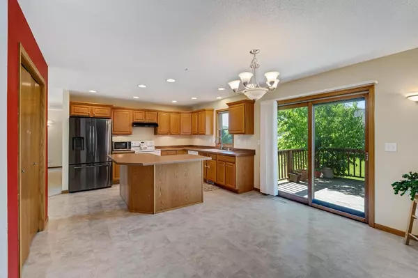 Onalaska, WI 54650,1621 Cliffview AVENUE