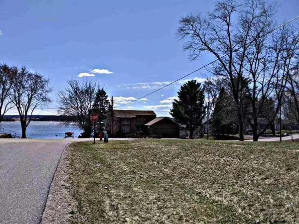 Lot 33 Ferry Point Park, Merrimac, WI 53561
