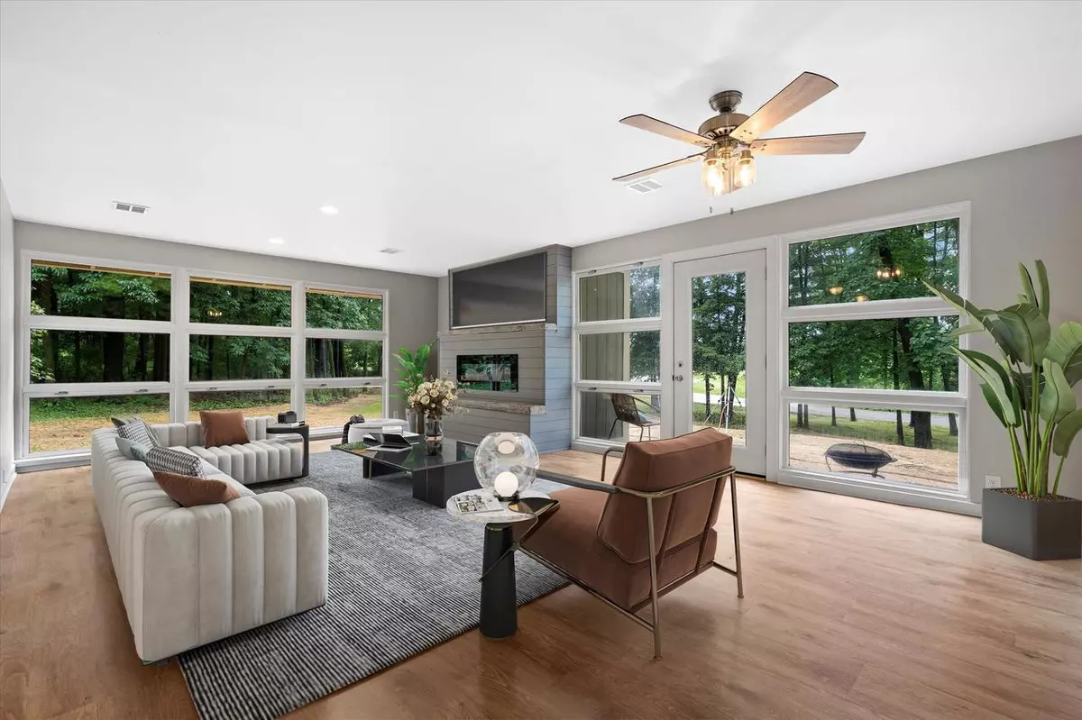 Waukesha, WI 53189,W271S3599 Oak Knoll DRIVE