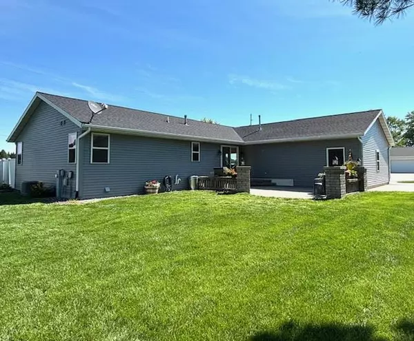 Sheboygan Falls, WI 53085,103 Menominee DRIVE