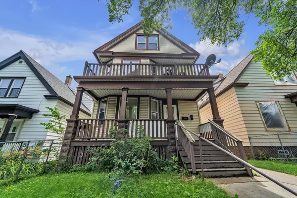 1570 S 23rd STREET #1570A, Milwaukee, WI 53204