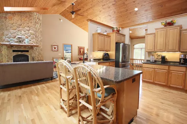 Campbellsport, WI 53010,N3520 Red Oak DRIVE