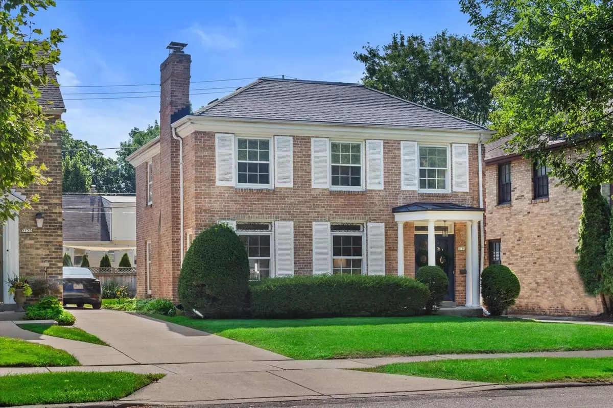 Whitefish Bay, WI 53217,5750 N Kent AVENUE