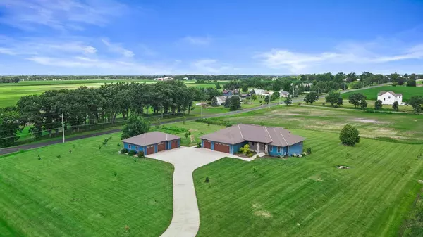 3420 Britton RIDGE, Union Grove, WI 53182