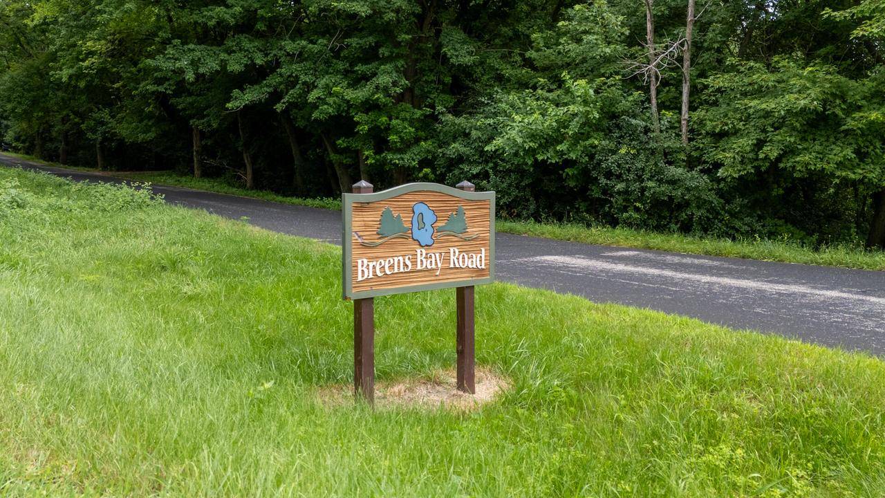Lt2 BREENS ROAD, Oconomowoc, WI 53066