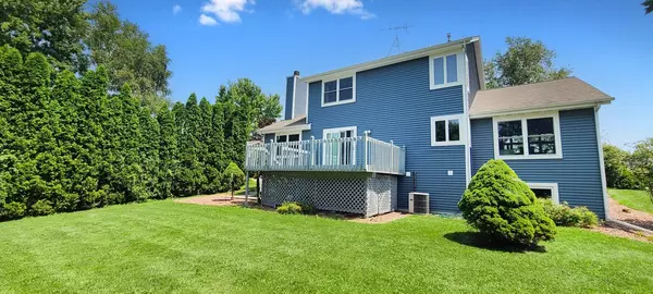 Fredonia, WI 53021,417 Heather LANE